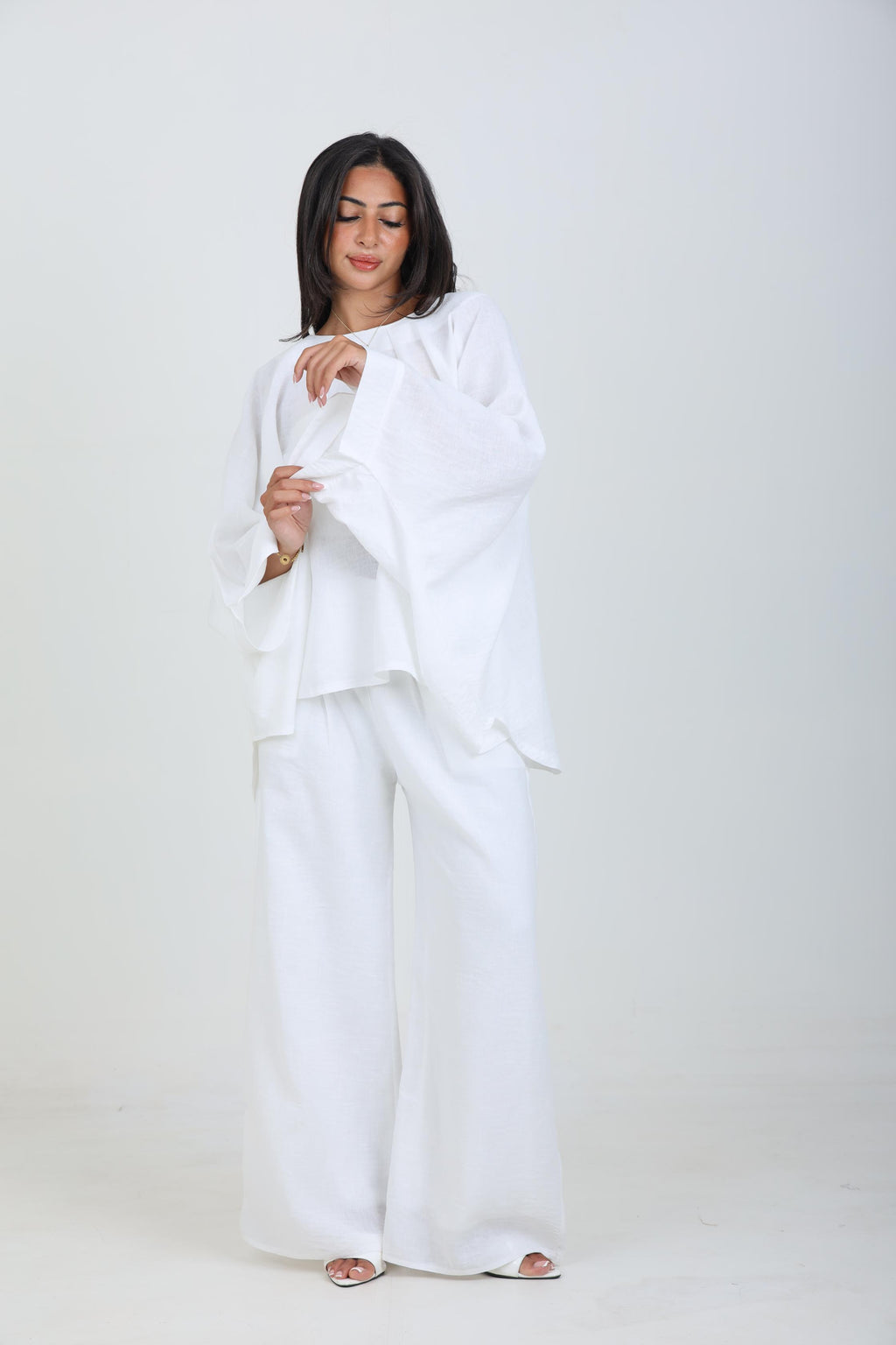 white pas suit